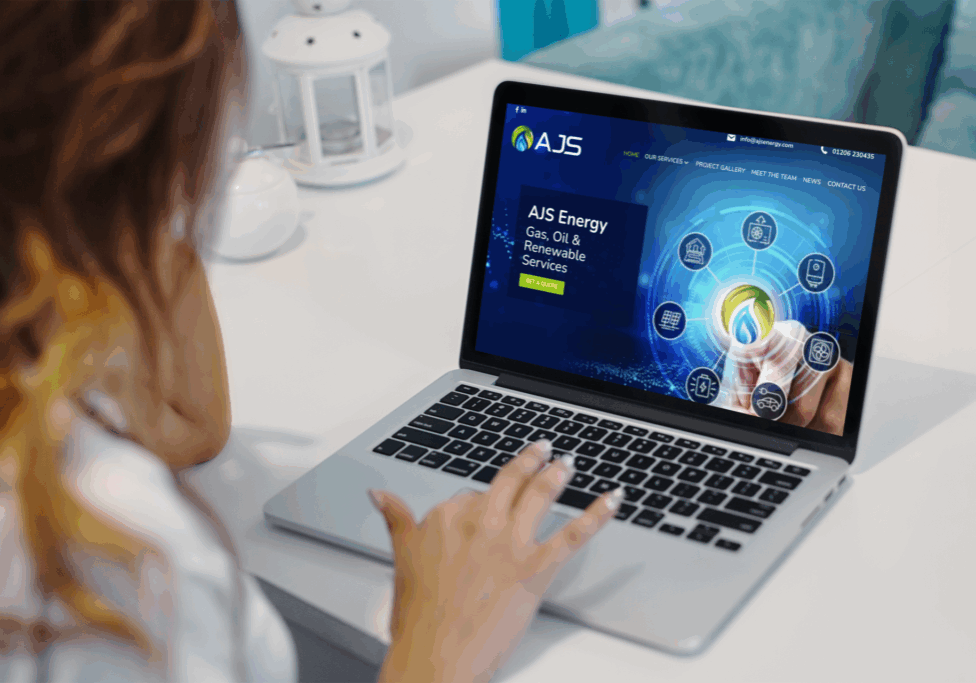 mockup-of-a-woman-working-on-a-macbook-2316-el1